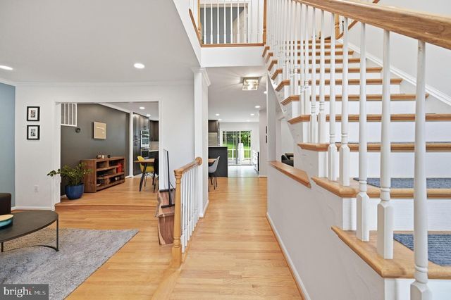 12101 GATEWATER DR, Potomac, MD 20854