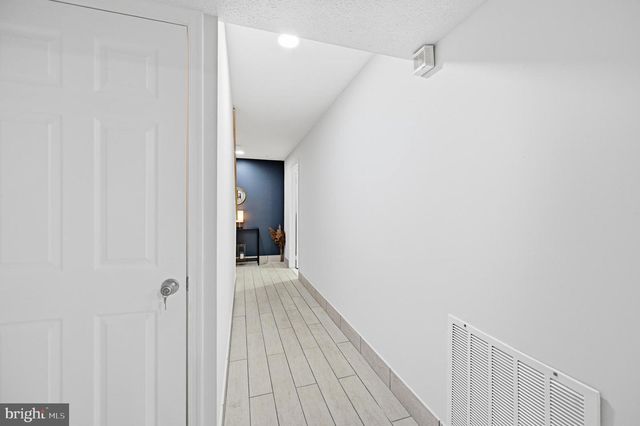 12101 GATEWATER DR, Potomac, MD 20854