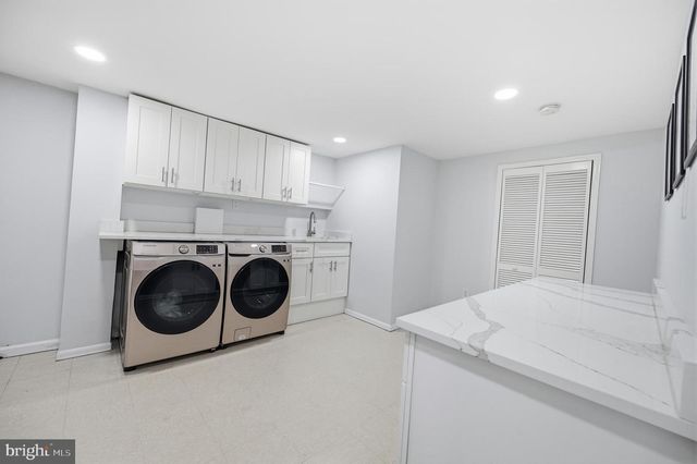 12101 GATEWATER DR, Potomac, MD 20854