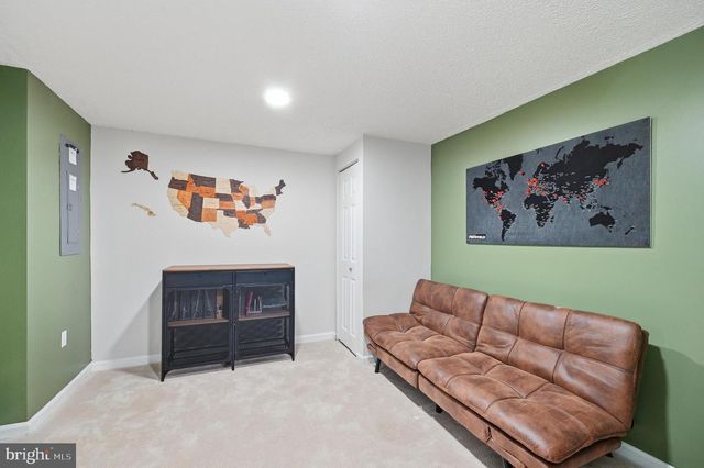 12101 GATEWATER DR, Potomac, MD 20854
