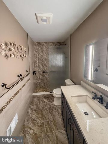 207 N 34TH ST, Camp Hill, PA 17011