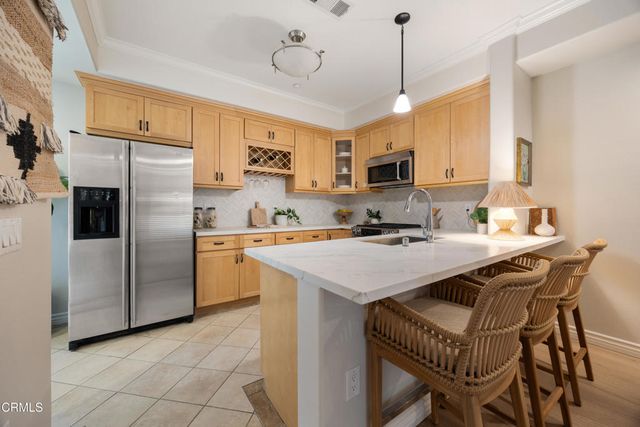 690 S Marengo Avenue 5, Pasadena, CA 91106