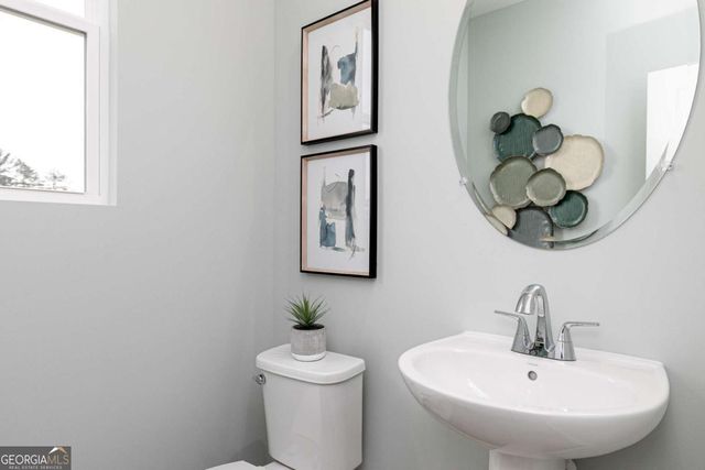 868 Leraes Way, Loganville, GA 30052