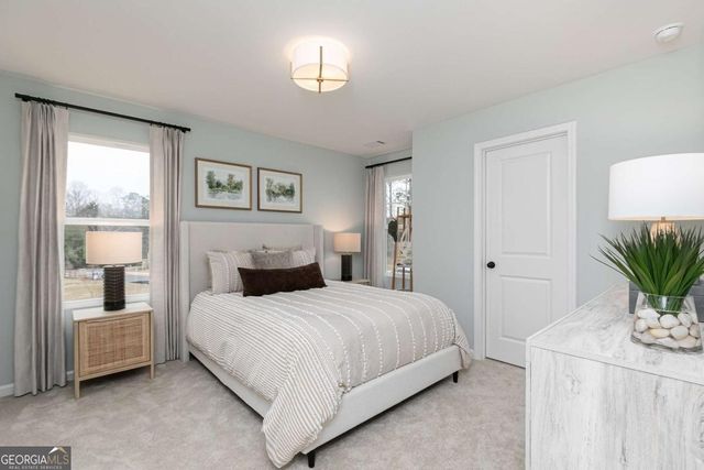 868 Leraes Way, Loganville, GA 30052