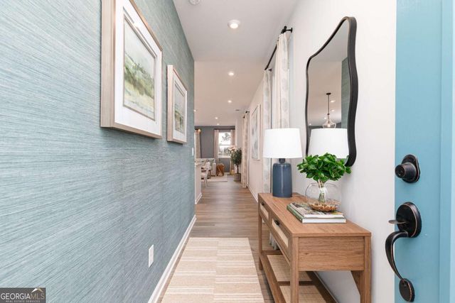 868 Leraes Way, Loganville, GA 30052