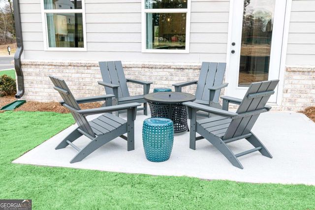 868 Leraes Way, Loganville, GA 30052