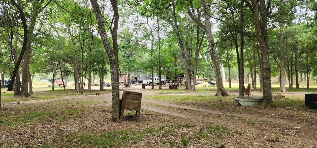 5353 Old Colony Line RD, Lockhart, TX 78644