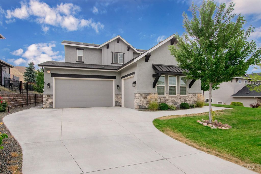 2400 S Trapper Place, Boise, ID 83716 photo 3