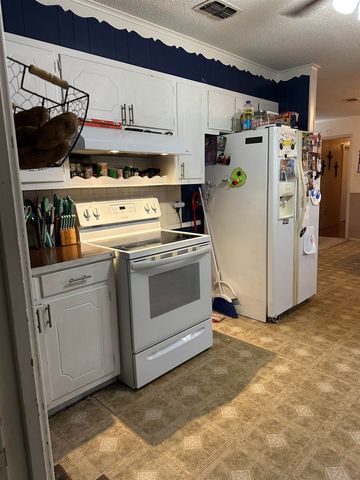 213 COUNTY ROAD 3131, De Berry, TX 75639