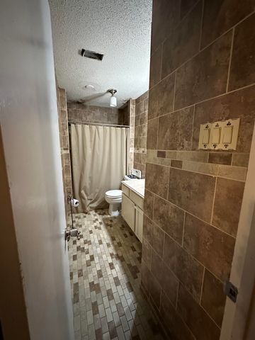 213 COUNTY ROAD 3131, De Berry, TX 75639
