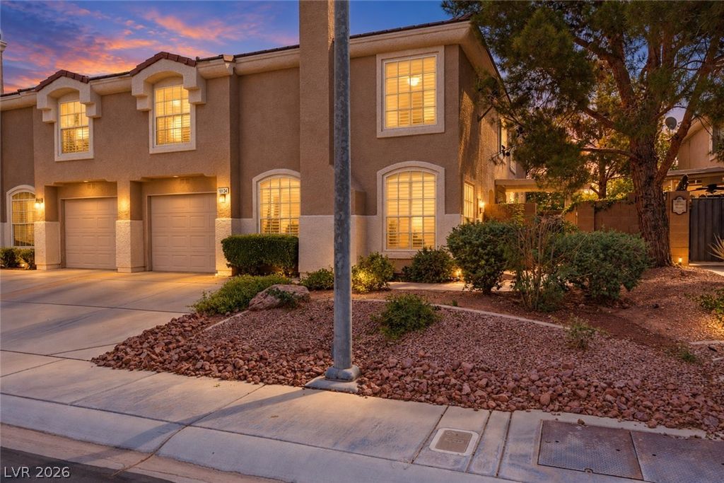 10134 Quaint Tree Street, Las Vegas, NV 89183 — photo 2