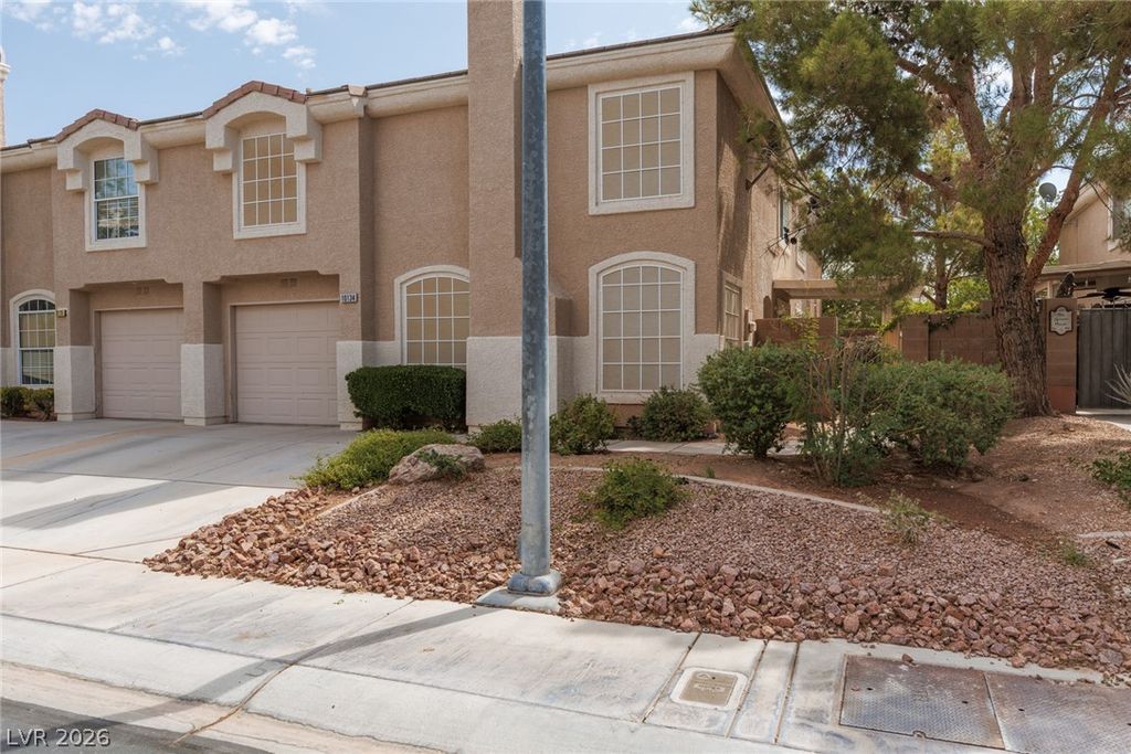 10134 Quaint Tree Street, Las Vegas, NV 89183 — photo 4