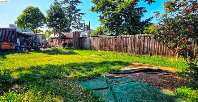 1203 D St, Antioch, CA 94509