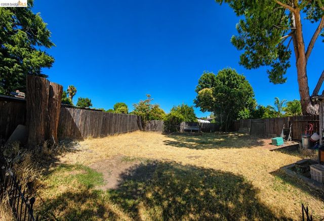 1203 D St, Antioch, CA 94509