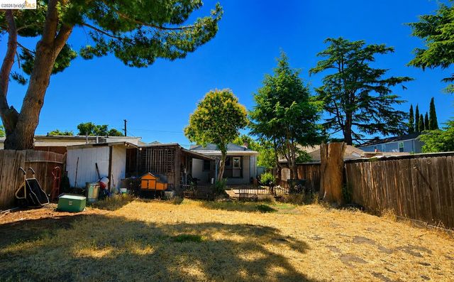 1203 D St, Antioch, CA 94509