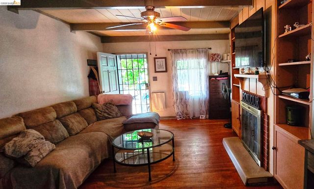 1203 D St, Antioch, CA 94509