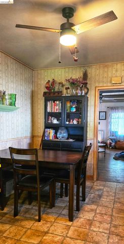 1203 D St, Antioch, CA 94509