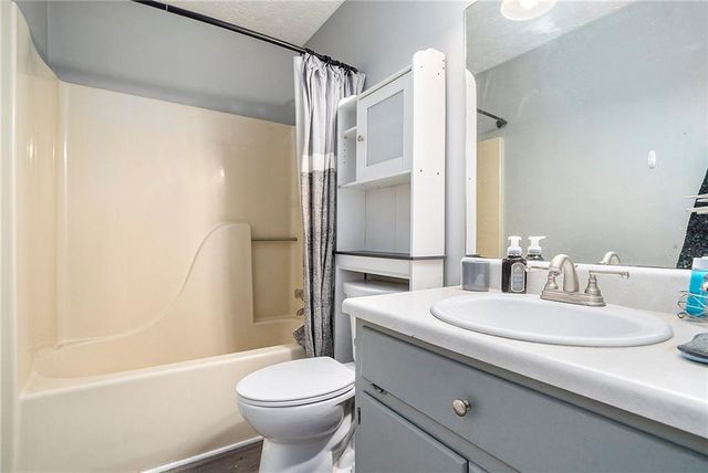 6242 New Mill Trail, Acworth, GA 30102