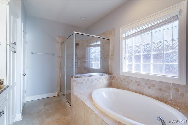 8740 PEMBERTON Park, Montgomery, AL 36117