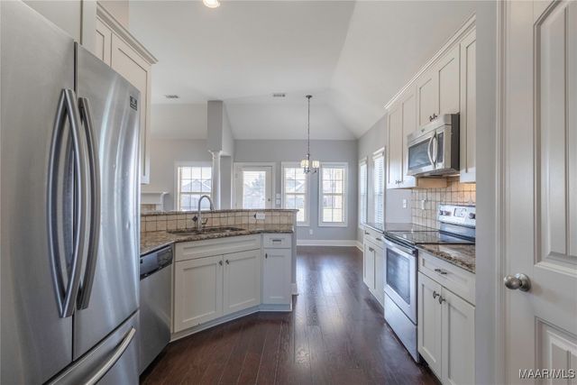 8740 PEMBERTON Park, Montgomery, AL 36117