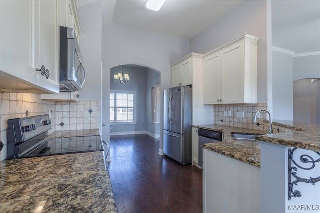 8740 PEMBERTON Park, Montgomery, AL 36117