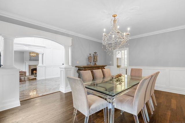34 Carrington Drive, Greenwich, CT 06831