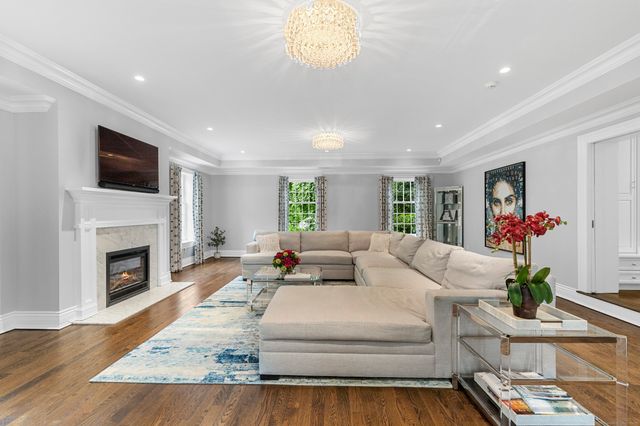 34 Carrington Drive, Greenwich, CT 06831