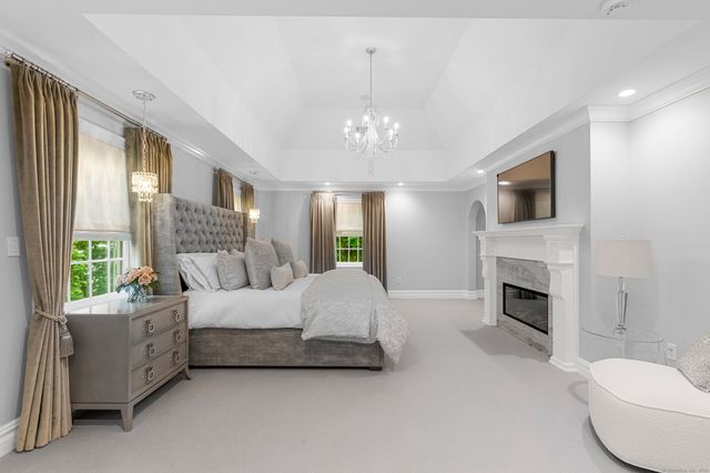 34 Carrington Drive, Greenwich, CT 06831