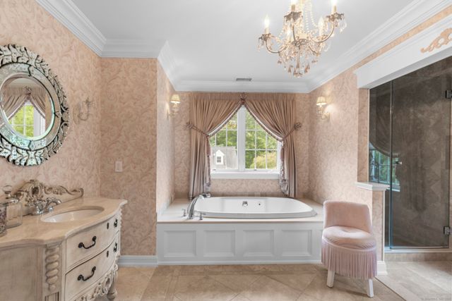 34 Carrington Drive, Greenwich, CT 06831