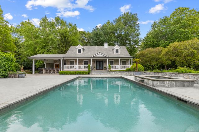 34 Carrington Drive, Greenwich, CT 06831
