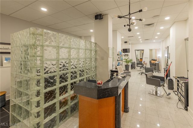 1 Bratenahl Place 901, Bratenahl, OH 44108