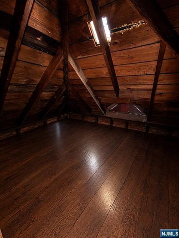 215 Totowa Avenue, Paterson, NJ 07522