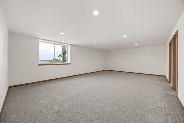 3096 Duckhorn Cove, Marion, IA 52302