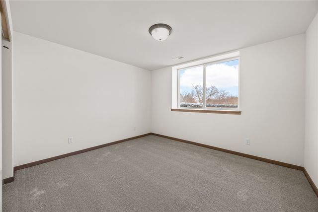 3096 Duckhorn Cove, Marion, IA 52302