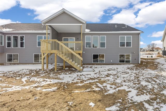 3096 Duckhorn Cove, Marion, IA 52302