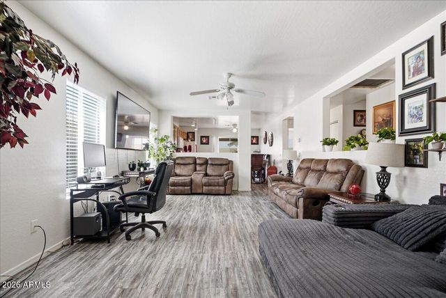 6042 W ENCINAS Lane, Phoenix, AZ 85043