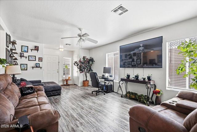6042 W ENCINAS Lane, Phoenix, AZ 85043