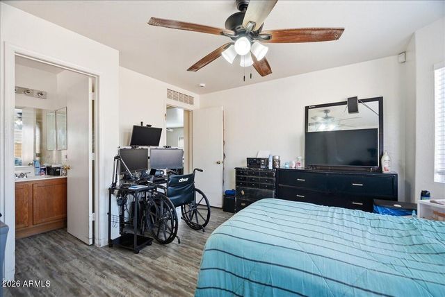 6042 W ENCINAS Lane, Phoenix, AZ 85043