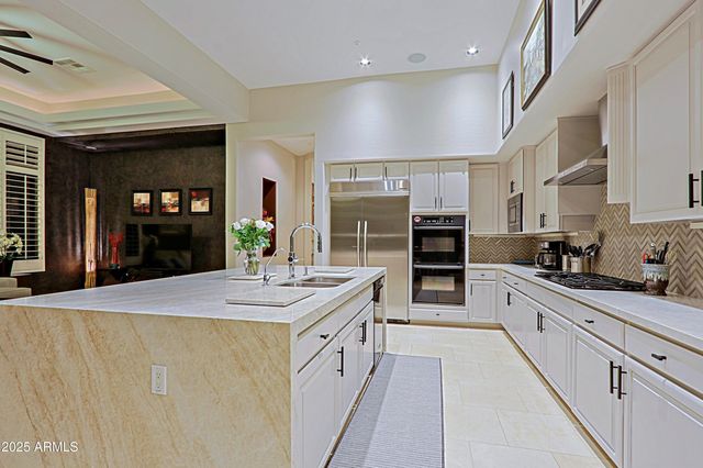 36203 N PEACEFUL Lane, Scottsdale, AZ 85262