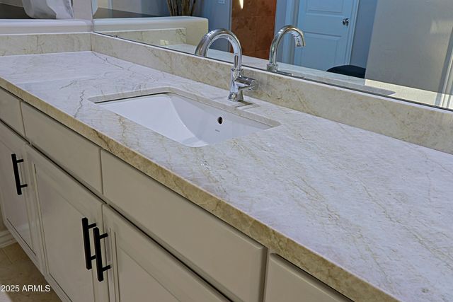 36203 N PEACEFUL Lane, Scottsdale, AZ 85262