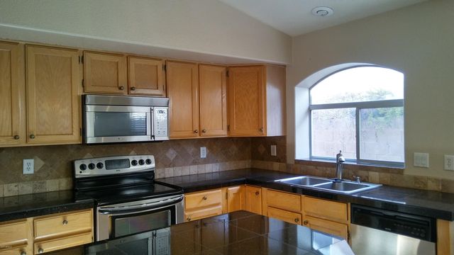 3327 E Brookwood Court, Phoenix, AZ 85048