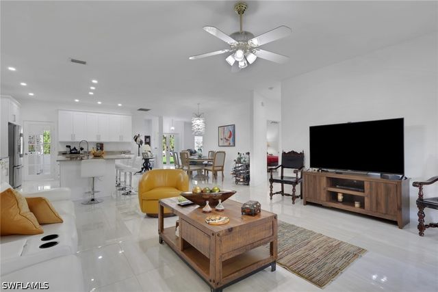 330 17TH ST SW, Naples, FL 34117