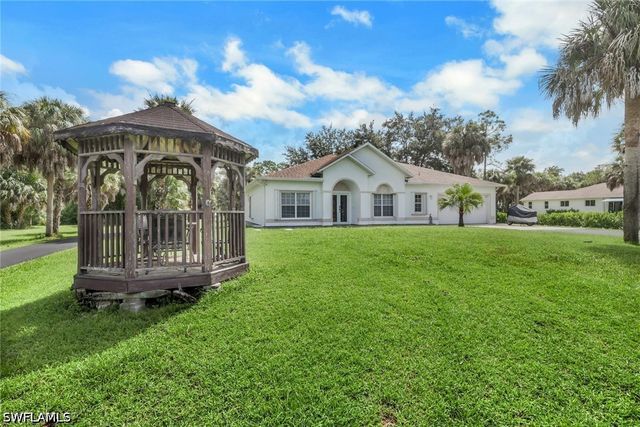 330 17TH ST SW, Naples, FL 34117