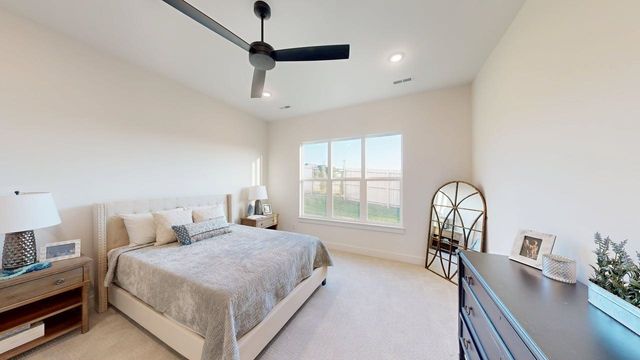 4622 W Emerald Bay Cir, Wichita, KS 67205