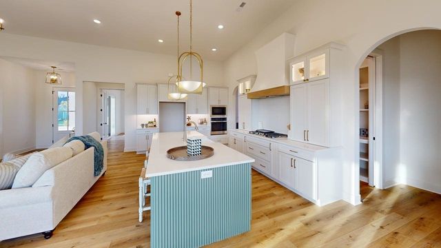 4622 W Emerald Bay Cir, Wichita, KS 67205