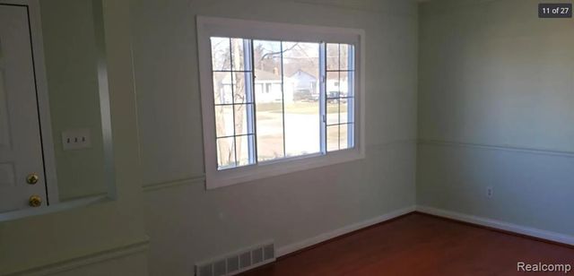 31743 Avondale Street, Westland, MI 48186