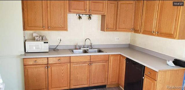 31743 Avondale Street, Westland, MI 48186