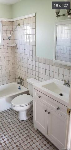 31743 Avondale Street, Westland, MI 48186