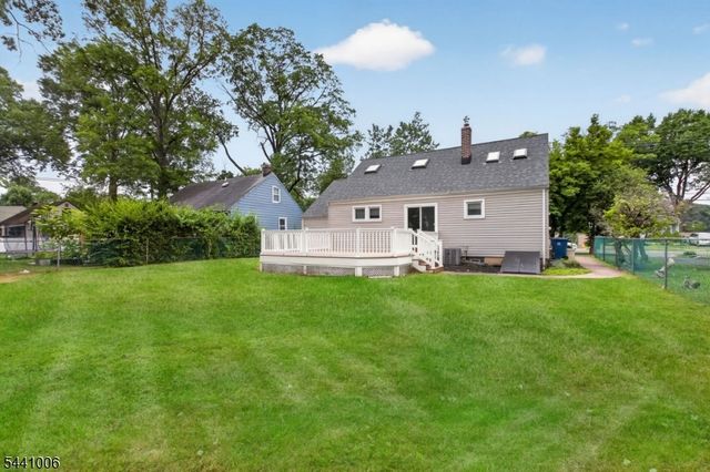 233 Terrill Rd, Fanwood Boro, NJ 07023