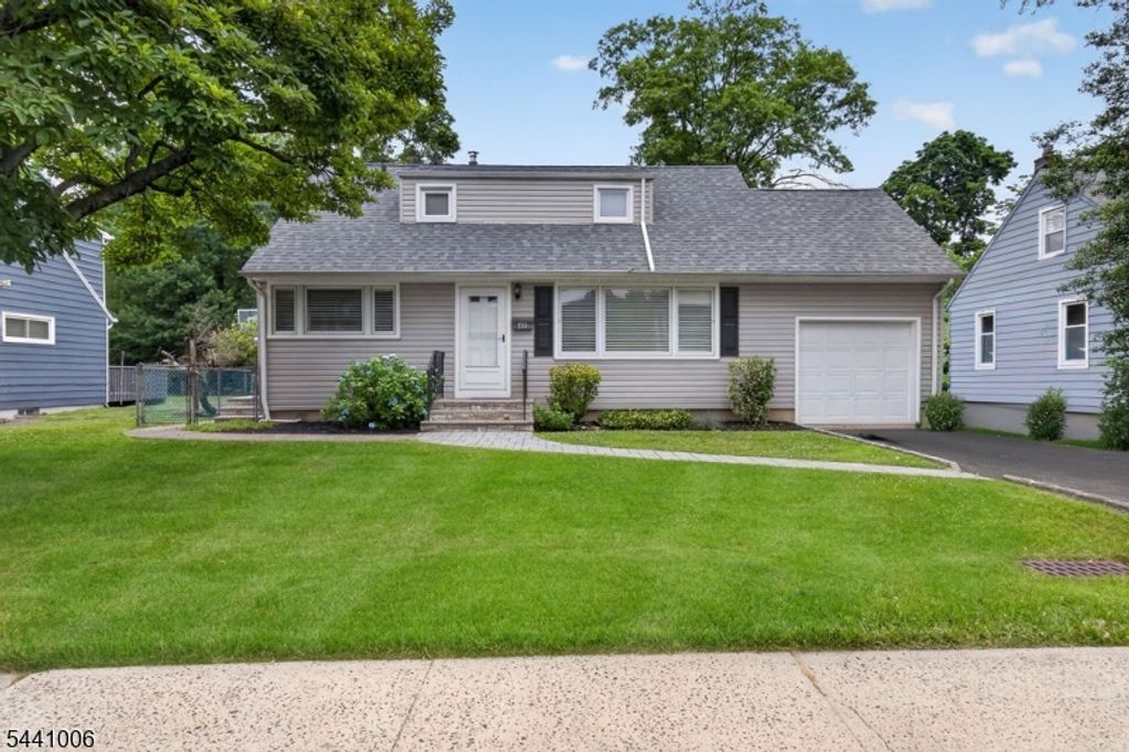 233 Terrill Rd, Fanwood Boro, NJ 07023